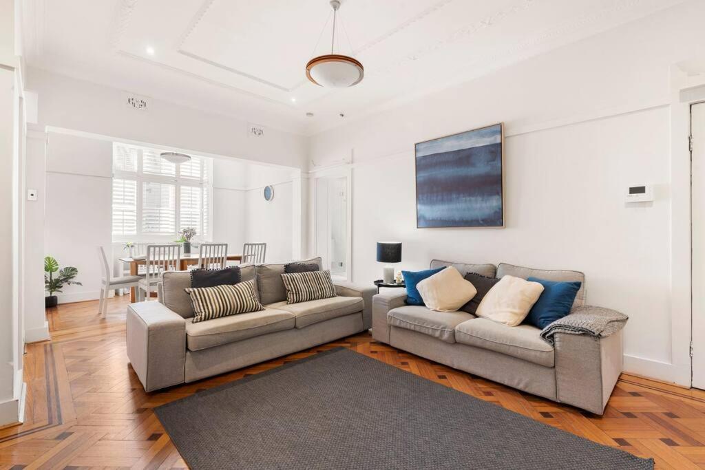 Spot 4br - New Ac - Value Sydney